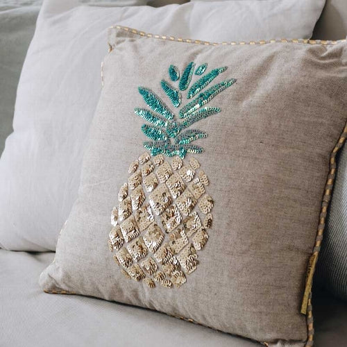 
                
                    Load image into Gallery viewer, Cushion - Glitter Pineapple Sequins
                
            
