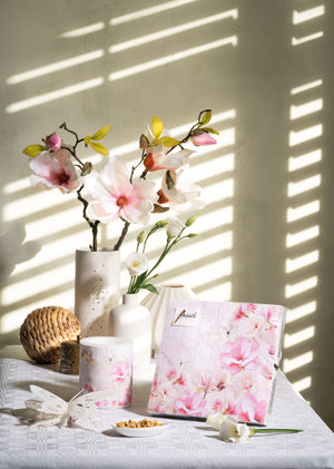 
                
                    Load image into Gallery viewer, Pocket Tissue - Magnolia Garden
                
            